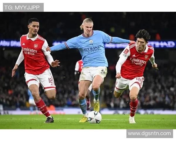 阿森纳2025：角球变金球，英超历史第二神话的诞生